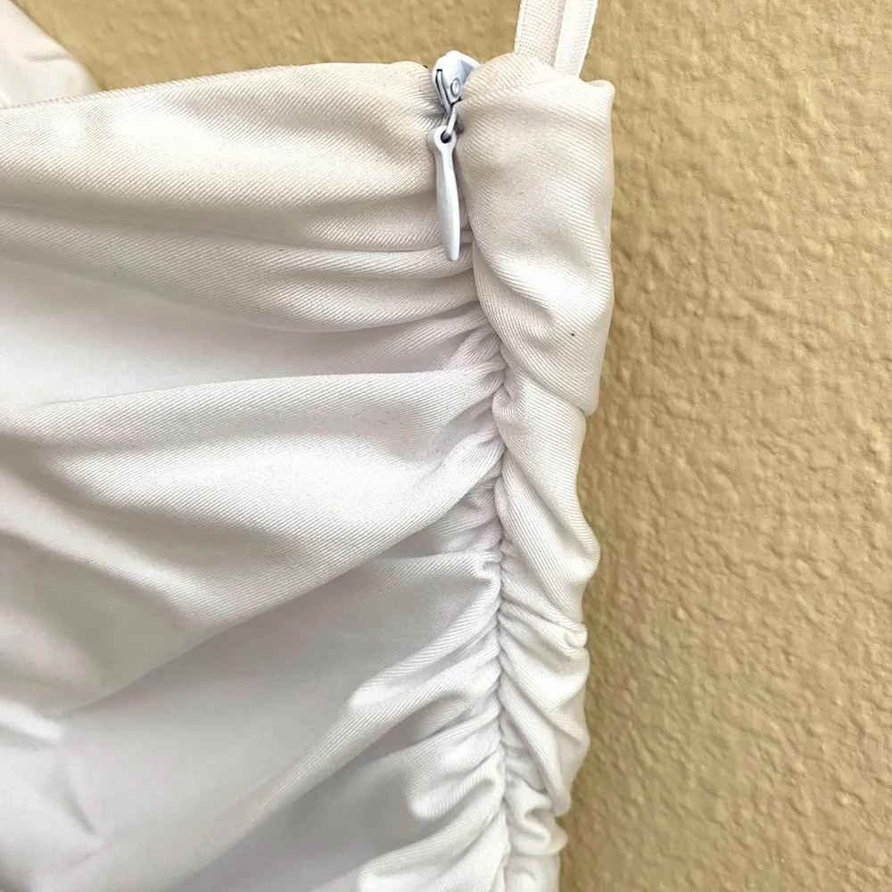 One shoulder dress - Picture 3 of 6